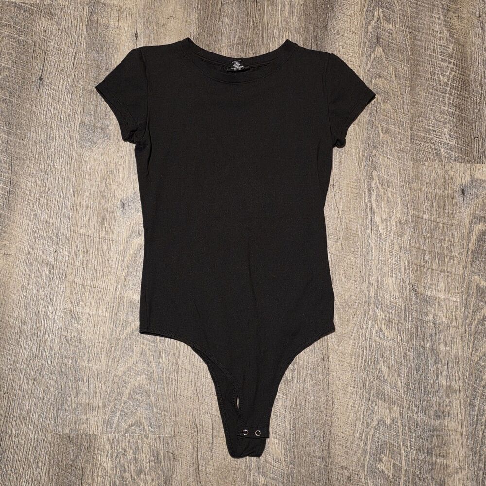 Rue 21 Women's Black Short Sleeve Body Suit Size X-Small Poly Blend
